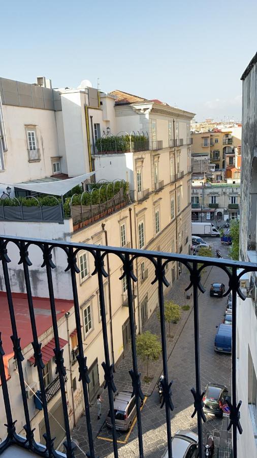 Casa Franzese Acomodação com café da manhã Nápoles Exterior foto